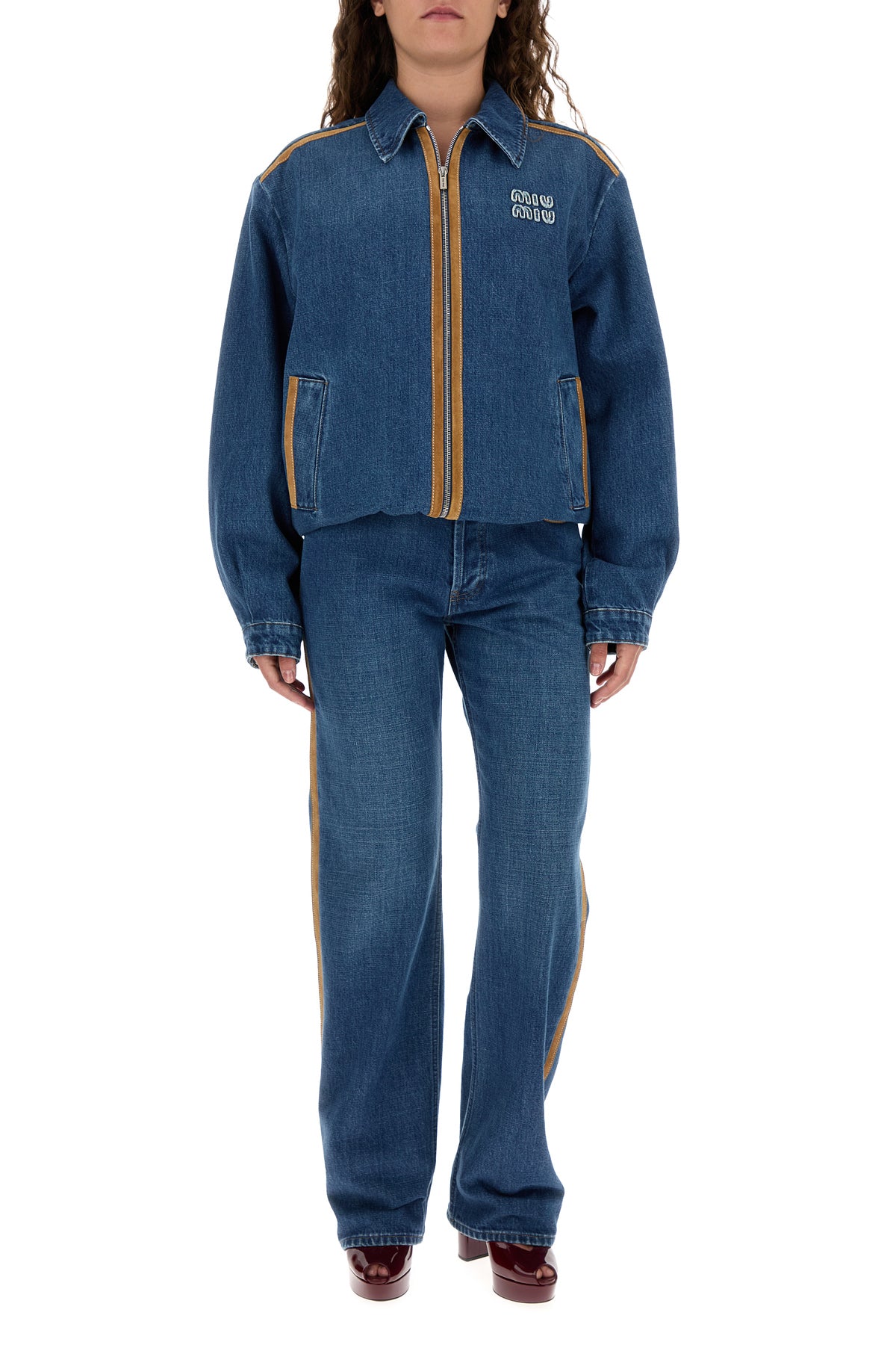 2000016247596-2000016244366-2000016246605