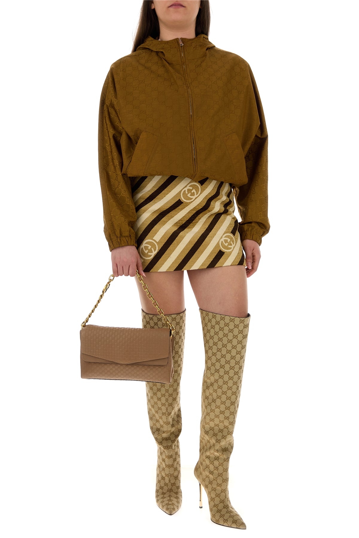 2000018089293-2000018091357-2000018100165