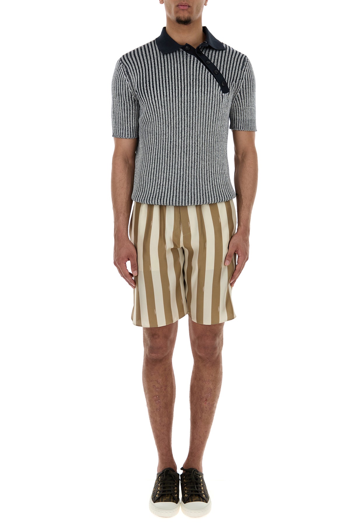 2000015411554-2000015410434-2000016416183