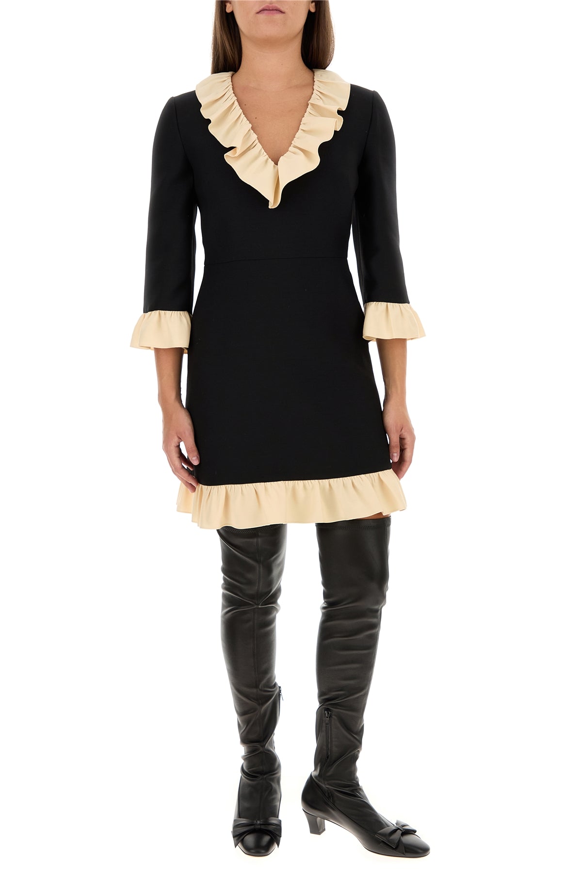 2000016132397-2100002829512