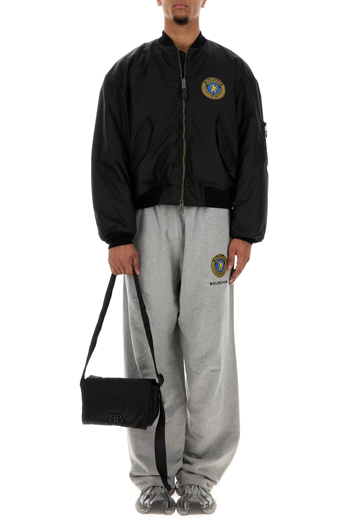 2000016615074-2000016616538-2000016619119-2000016621402