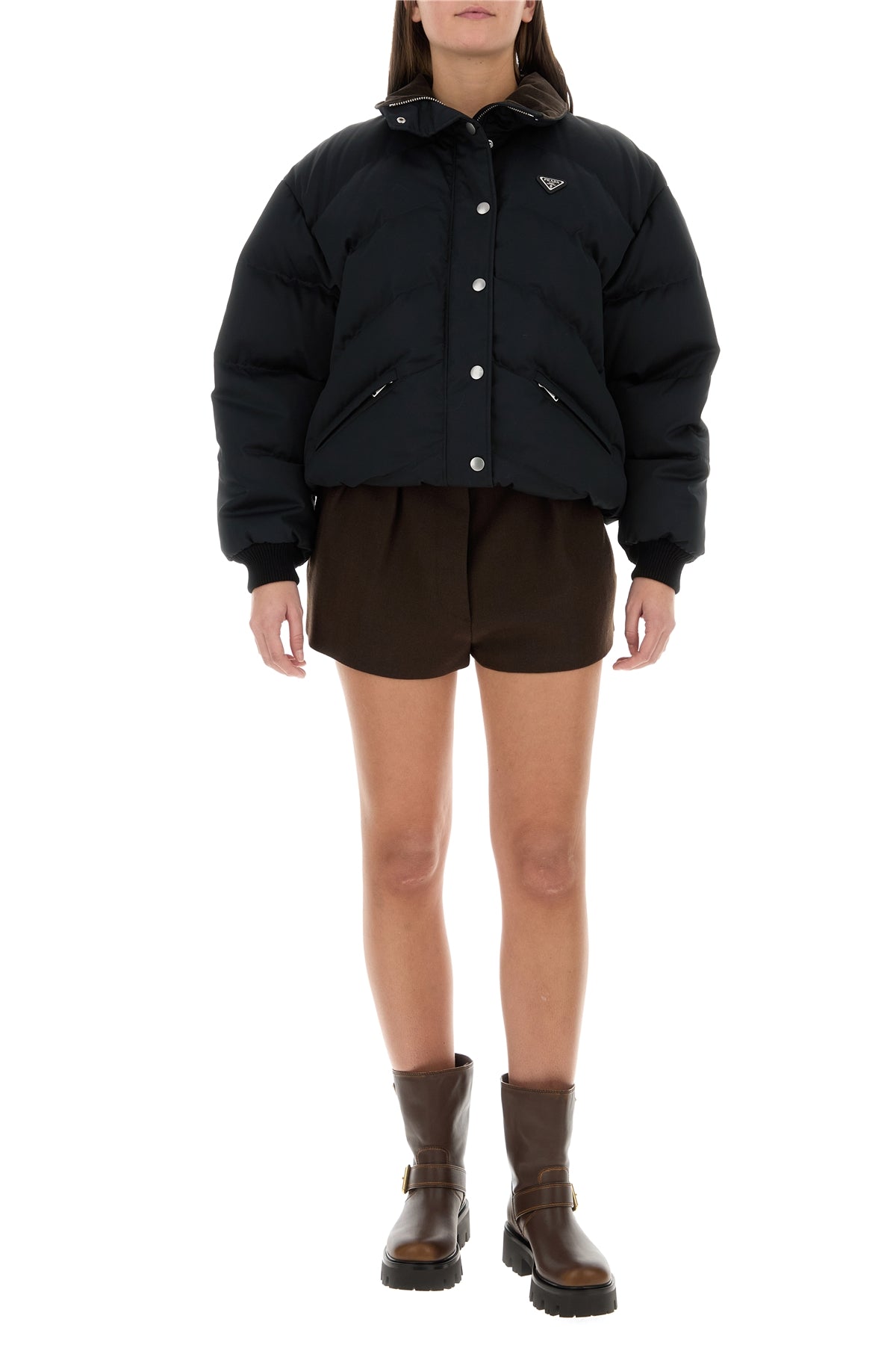 2000016811452-2000017421995