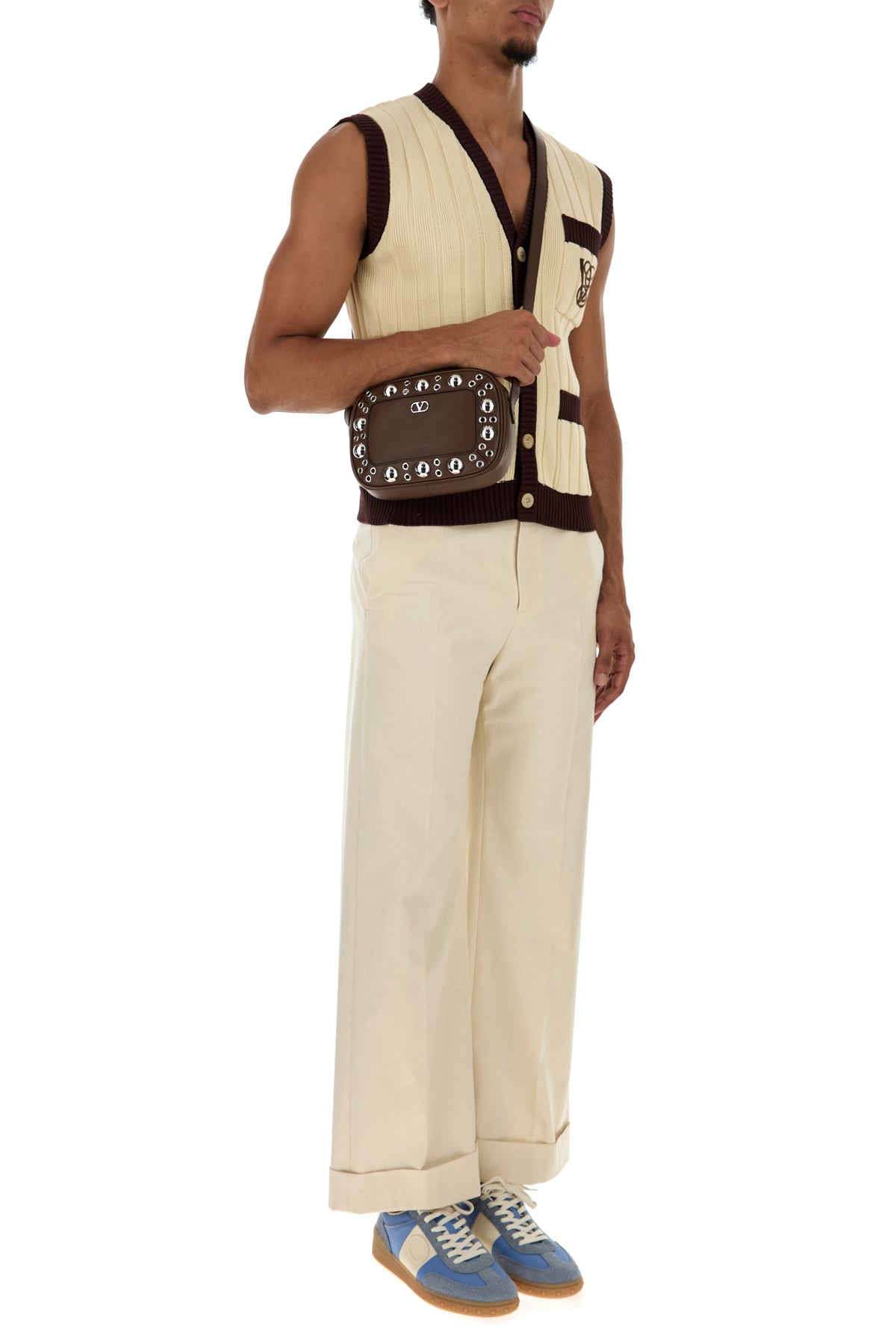 2100002819148-2100002818936-2000016010954-2100002819674